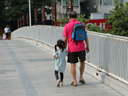 民法典中手写的抚养权协议有效吗