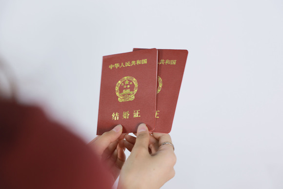 户口迁回娘家需要什么材料没离婚