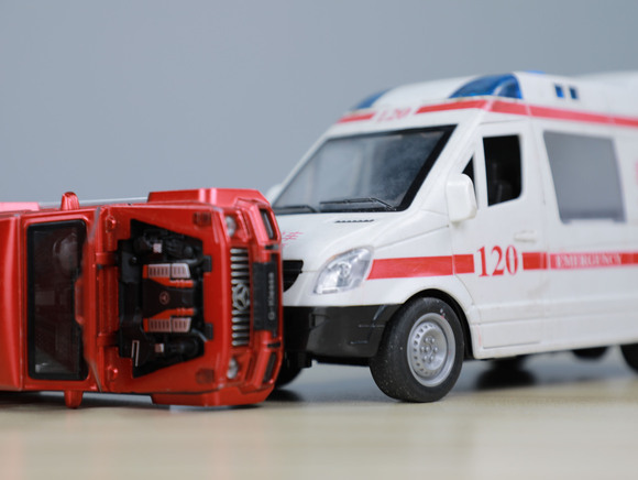 交通事故认定书要医院诊断资料吗