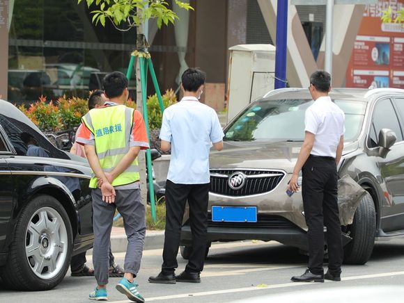 交通事故调解由谁主动