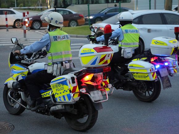 无证驾驶摩托车被抓到了如何处理