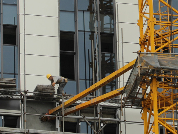 能否在工程总承包资质下进行劳务分包