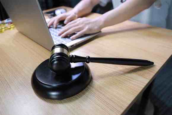 名誉权被侵犯该如何解决能索赔多少