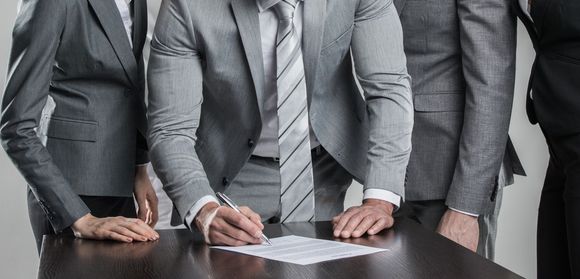 被骗签订虚假工程合同如何办