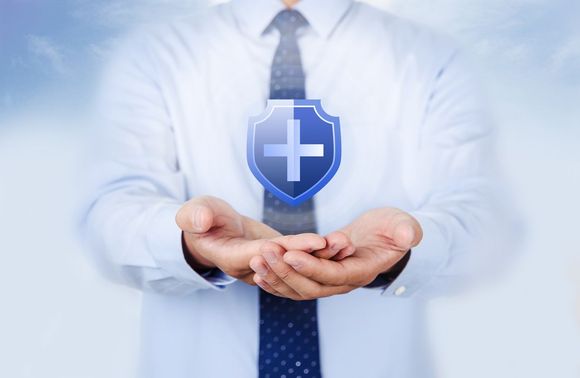 肋骨骨折保险赔几个月