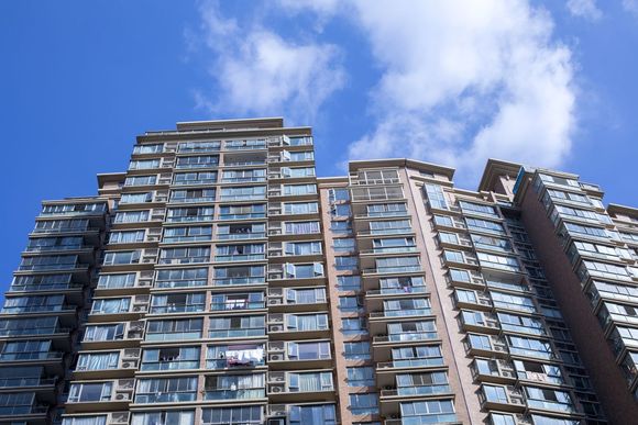 楼上漏水造成损失如何起诉