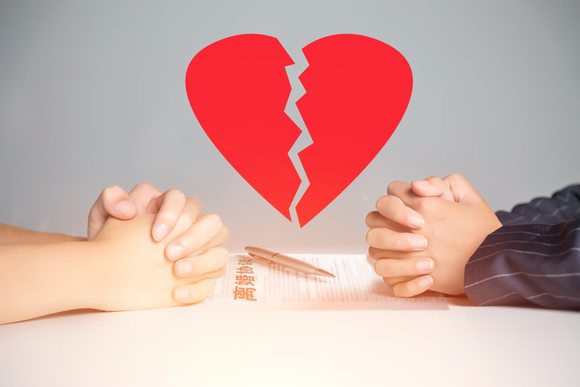 一般离婚代理费多少钱