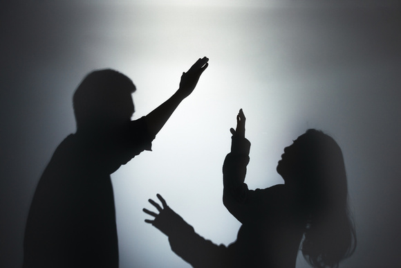 国内男女打架斗殴怎么判刑