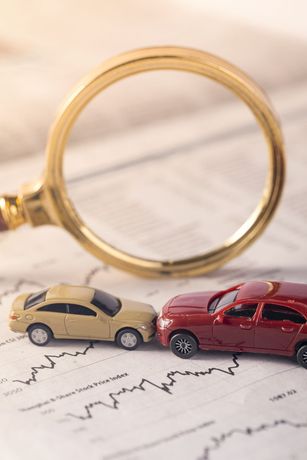 交通事故后，复查费该怎么赔偿