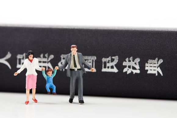 未婚生子孩子送人是否会犯法