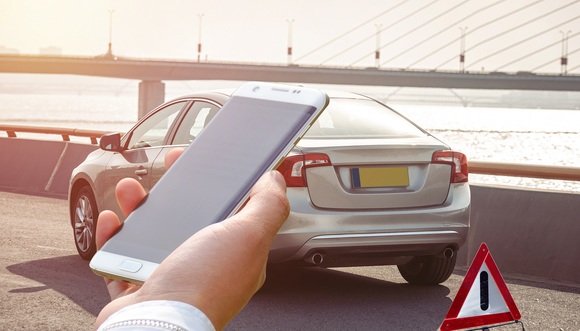 发生车辆撞人事故时该如何妥善处理