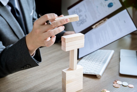 工程劳务分包给个人的后果是什么