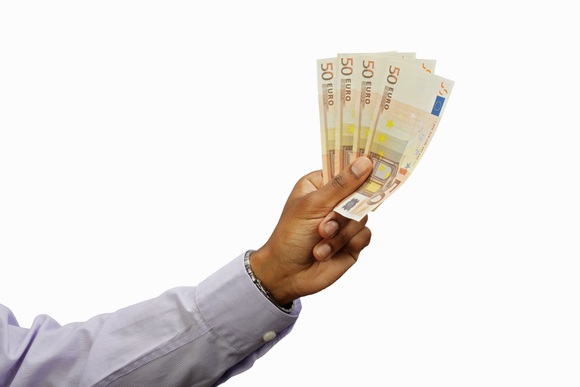 人身损害后续治疗费用如何主张